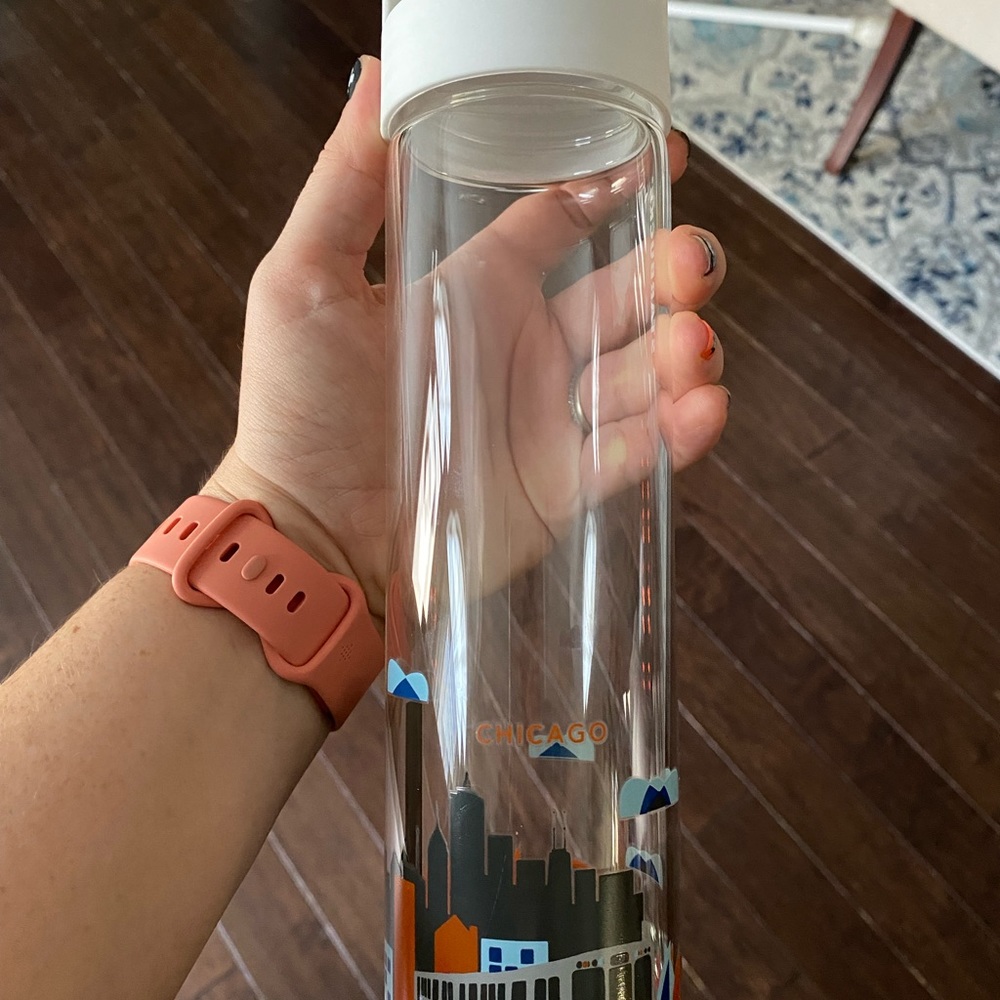 *FINAL PRICE DROP* NWOT Set of 2 Starbucks Collectible Glass Water Bottles